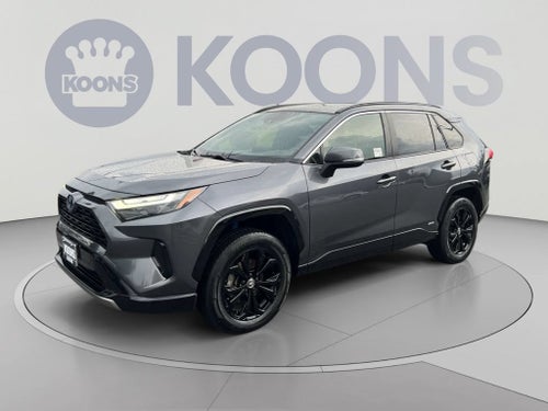 2022 Toyota RAV4 Hybrid SE