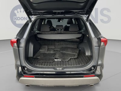 2022 Toyota RAV4 Hybrid SE