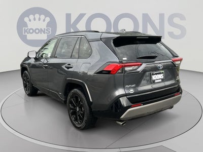 2022 Toyota RAV4 Hybrid SE