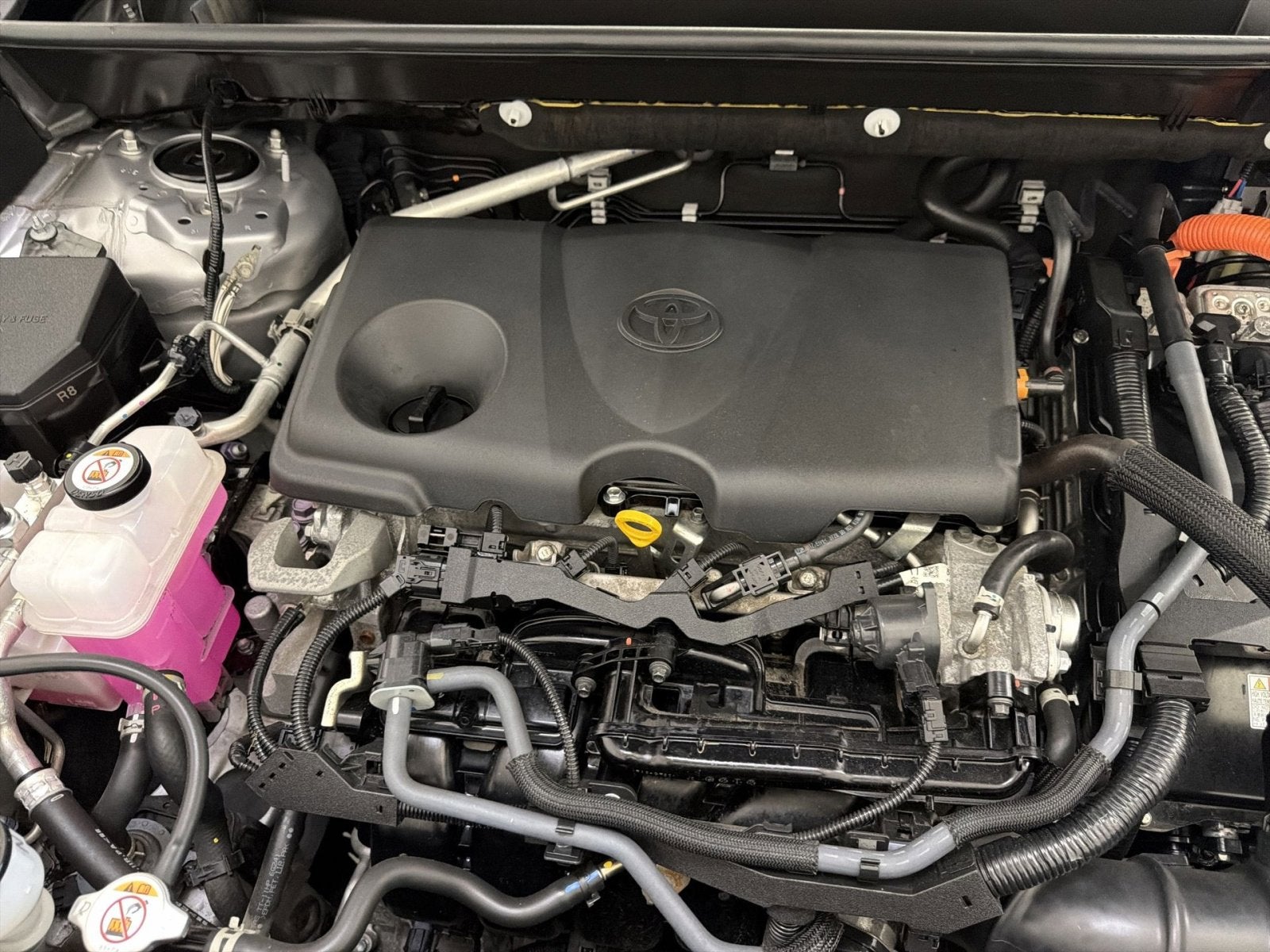 2023 Toyota RAV4 Hybrid XLE Premium