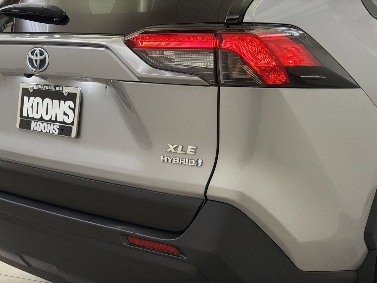 2023 Toyota RAV4 Hybrid XLE Premium