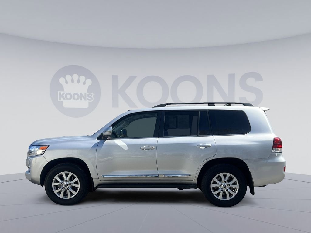 2018 Toyota Land Cruiser Base