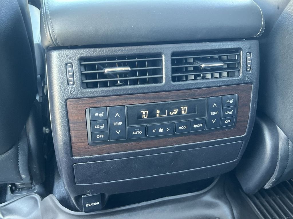 2018 Toyota Land Cruiser Base