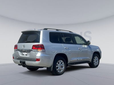 2018 Toyota Land Cruiser Base