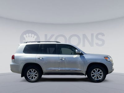 2018 Toyota Land Cruiser Base