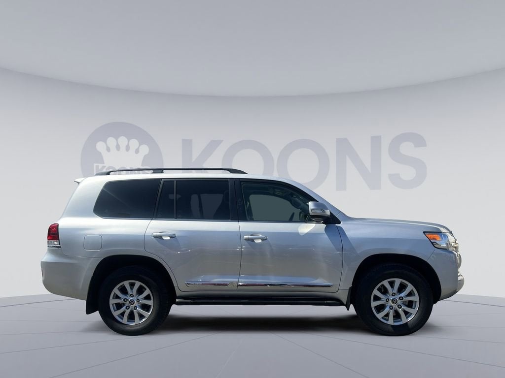 2018 Toyota Land Cruiser Base