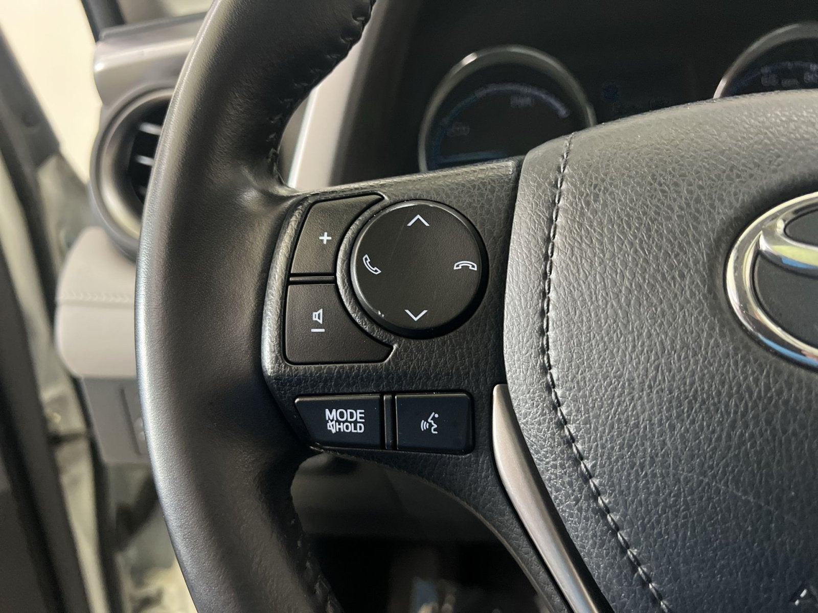 2017 Toyota RAV4 Hybrid Limited