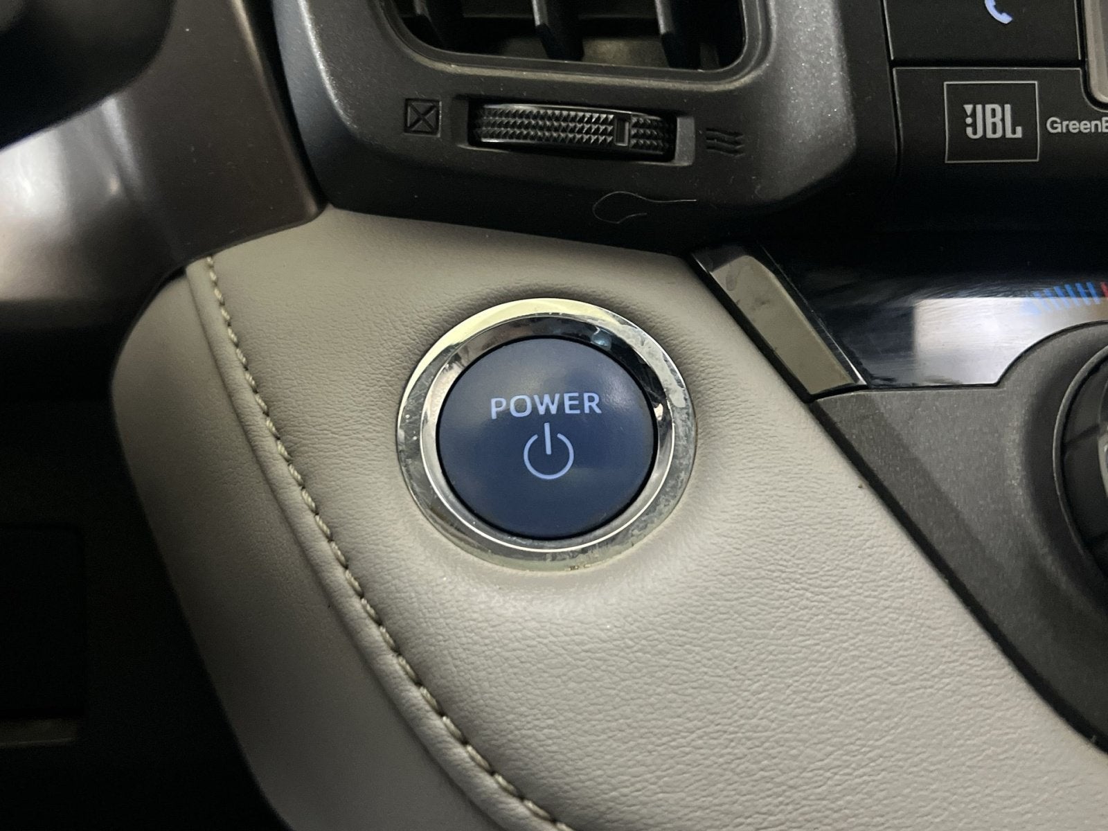 2017 Toyota RAV4 Hybrid Limited