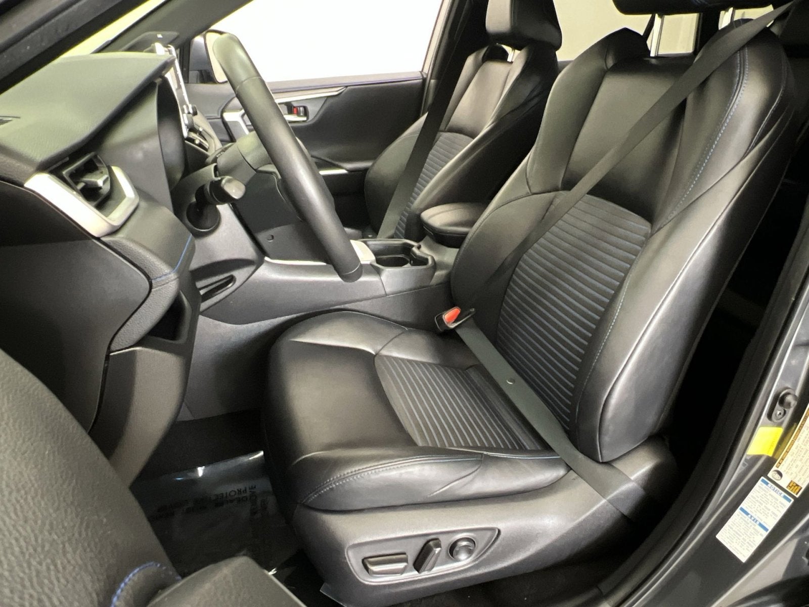 2019 Toyota RAV4 Hybrid XSE