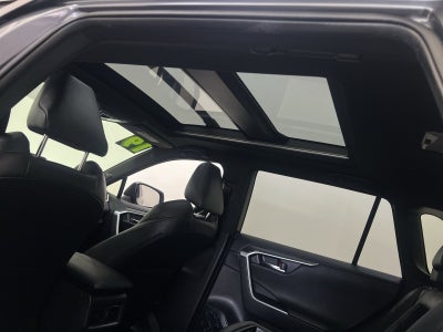 2019 Toyota RAV4 Hybrid XSE