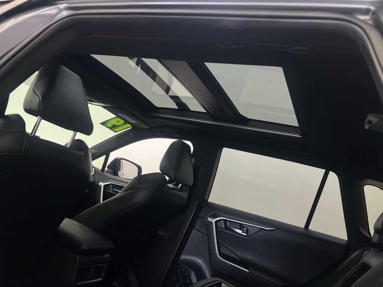 2019 Toyota RAV4 Hybrid XSE