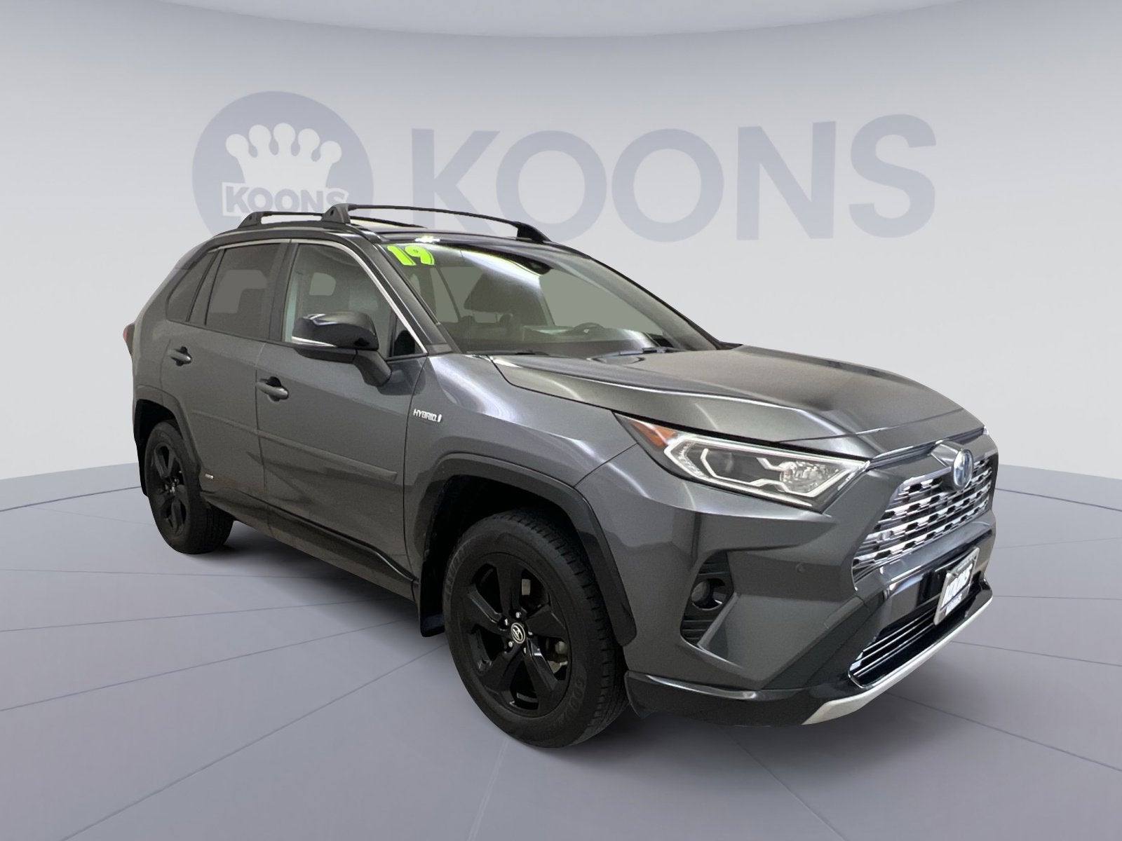 2019 Toyota RAV4 Hybrid XSE