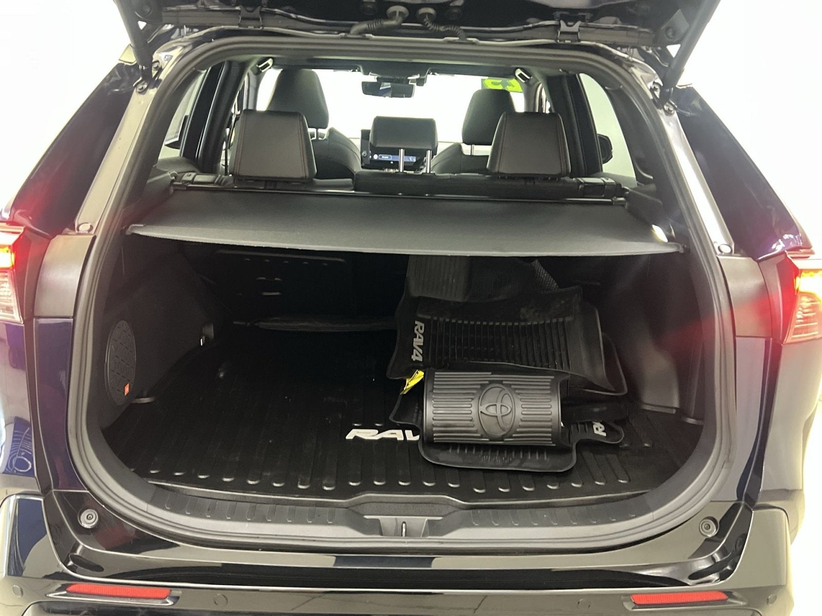2025 Toyota RAV4 Plug-In Hybrid XSE