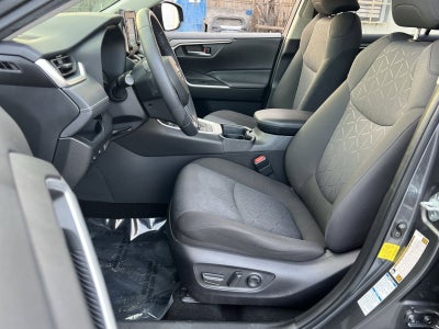 2020 Toyota RAV4 Hybrid XLE