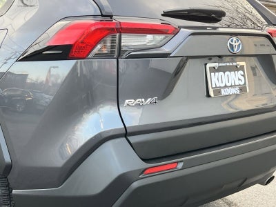 2020 Toyota RAV4 Hybrid XLE