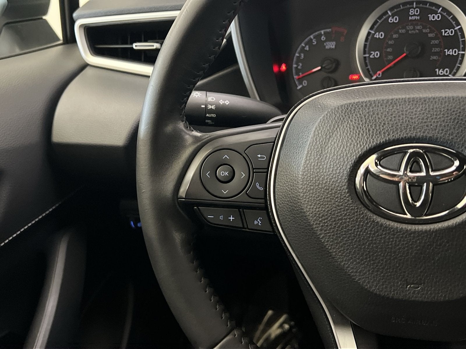 2022 Toyota Corolla Hatchback SE Nightshade Edition