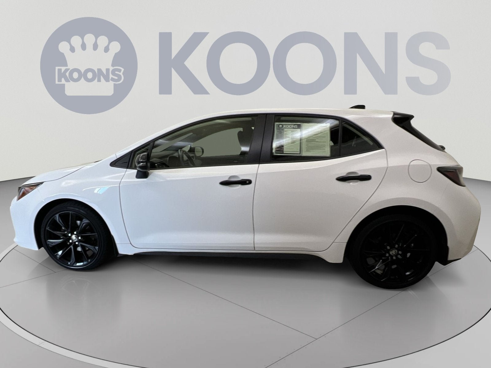 2022 Toyota Corolla Hatchback SE Nightshade Edition
