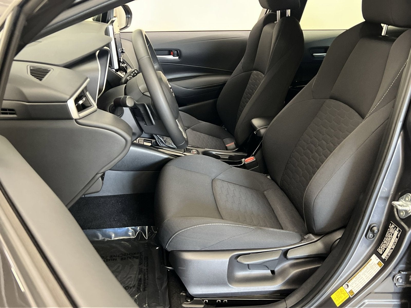 2022 Toyota Corolla Hatchback SE