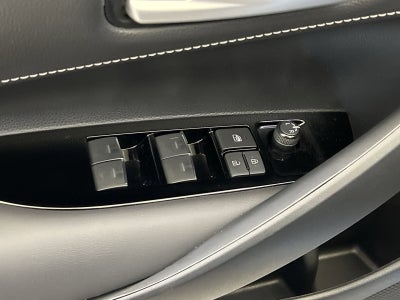 2022 Toyota Corolla Hatchback SE