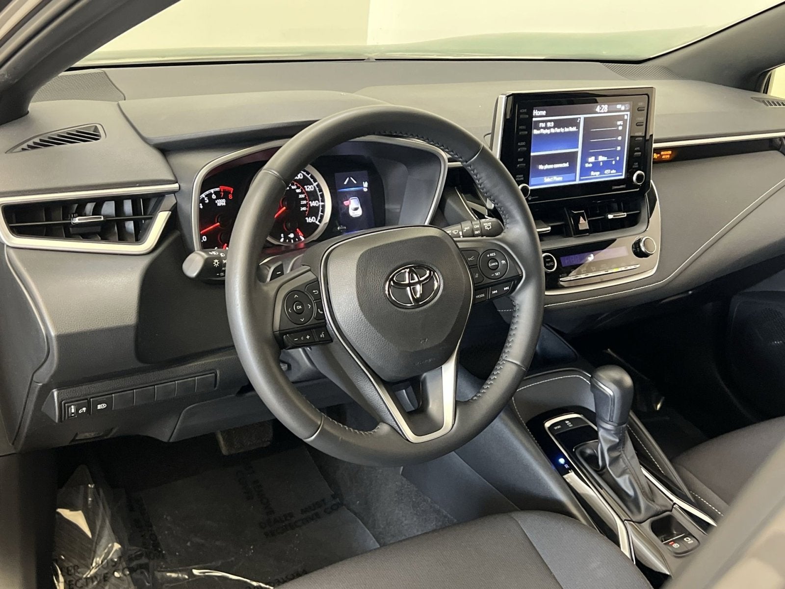 2022 Toyota Corolla Hatchback SE