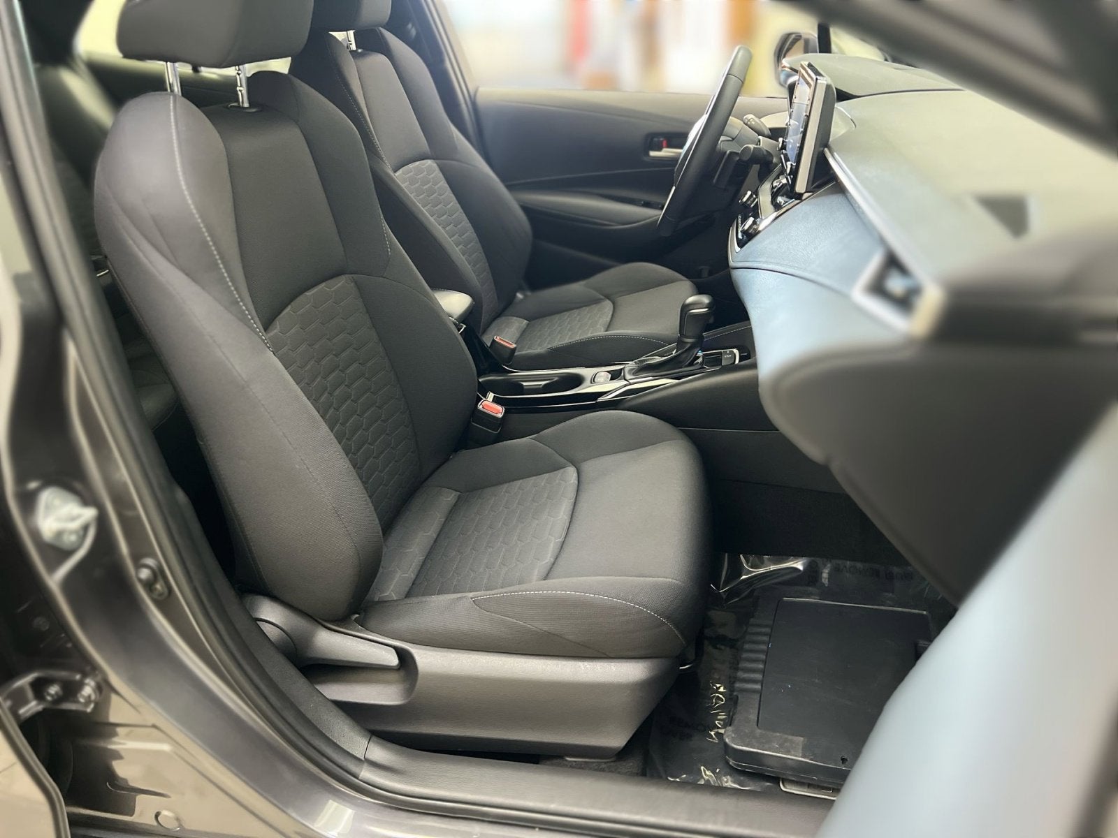 2022 Toyota Corolla Hatchback SE