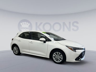 2025 Toyota Corolla Hatchback SE