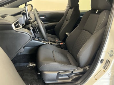 2025 Toyota Corolla Hatchback SE