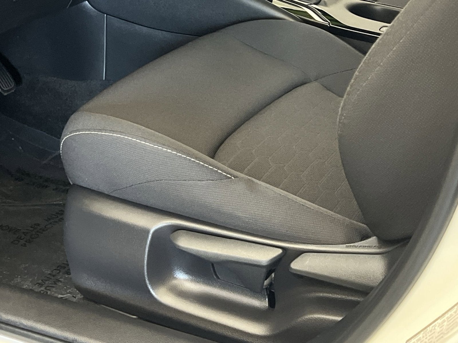 2025 Toyota Corolla Hatchback SE