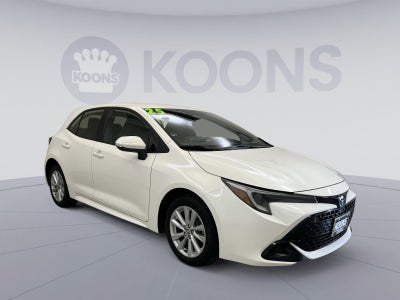 2025 Toyota Corolla Hatchback SE