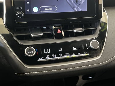 2025 Toyota Corolla Hatchback SE