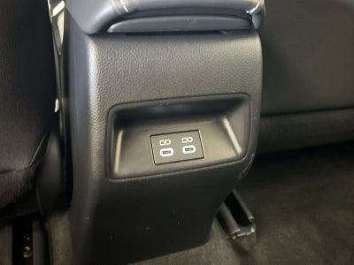 2025 Toyota Corolla Hatchback SE