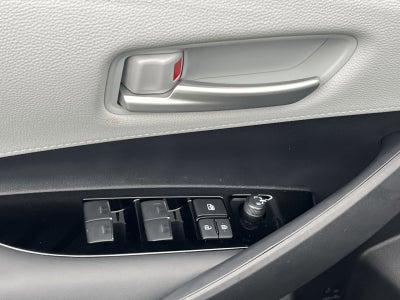 2025 Toyota Corolla Hatchback SE