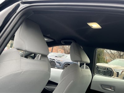 2025 Toyota Corolla Hatchback SE