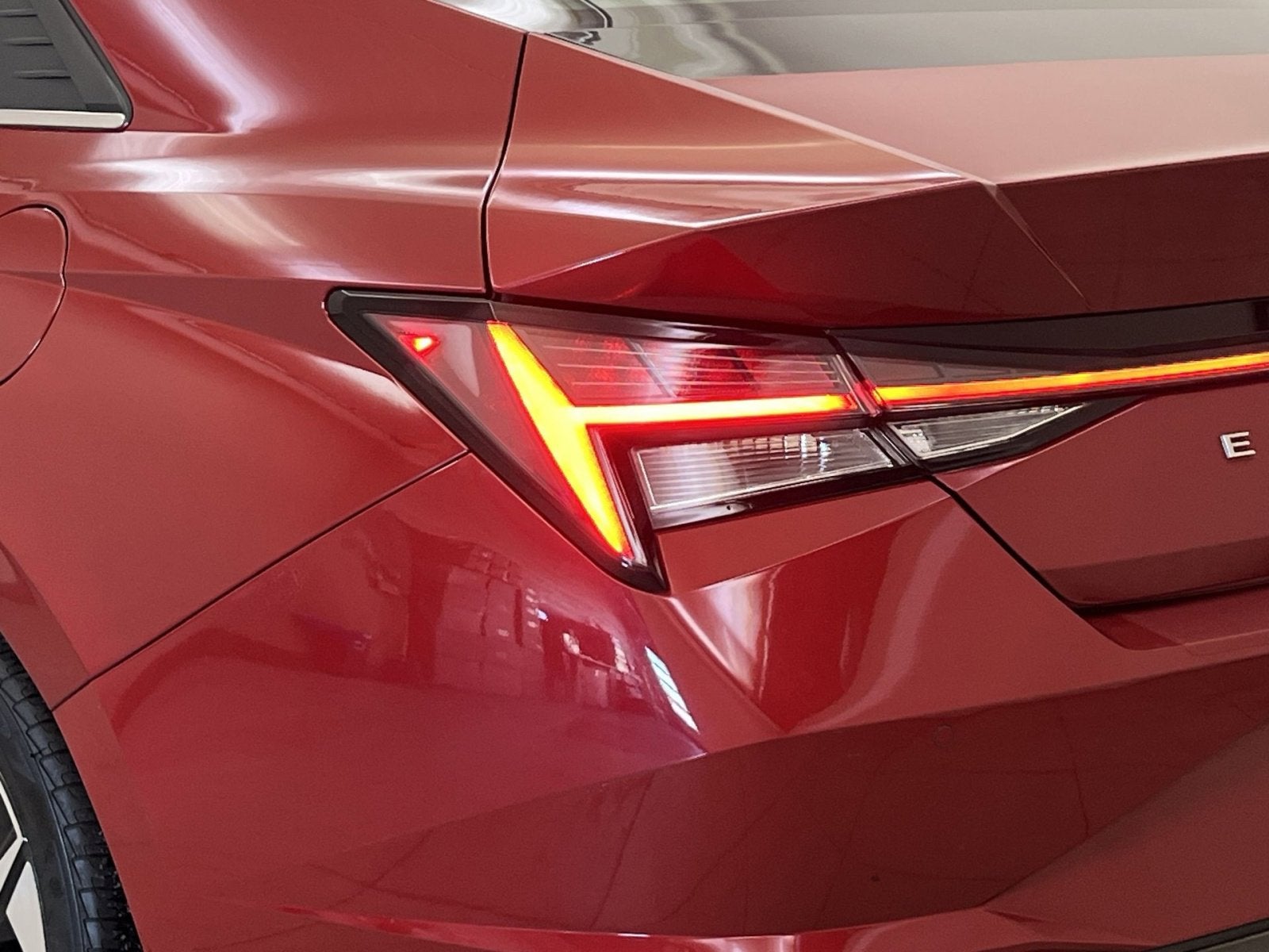 2022 Hyundai Elantra Hybrid Limited