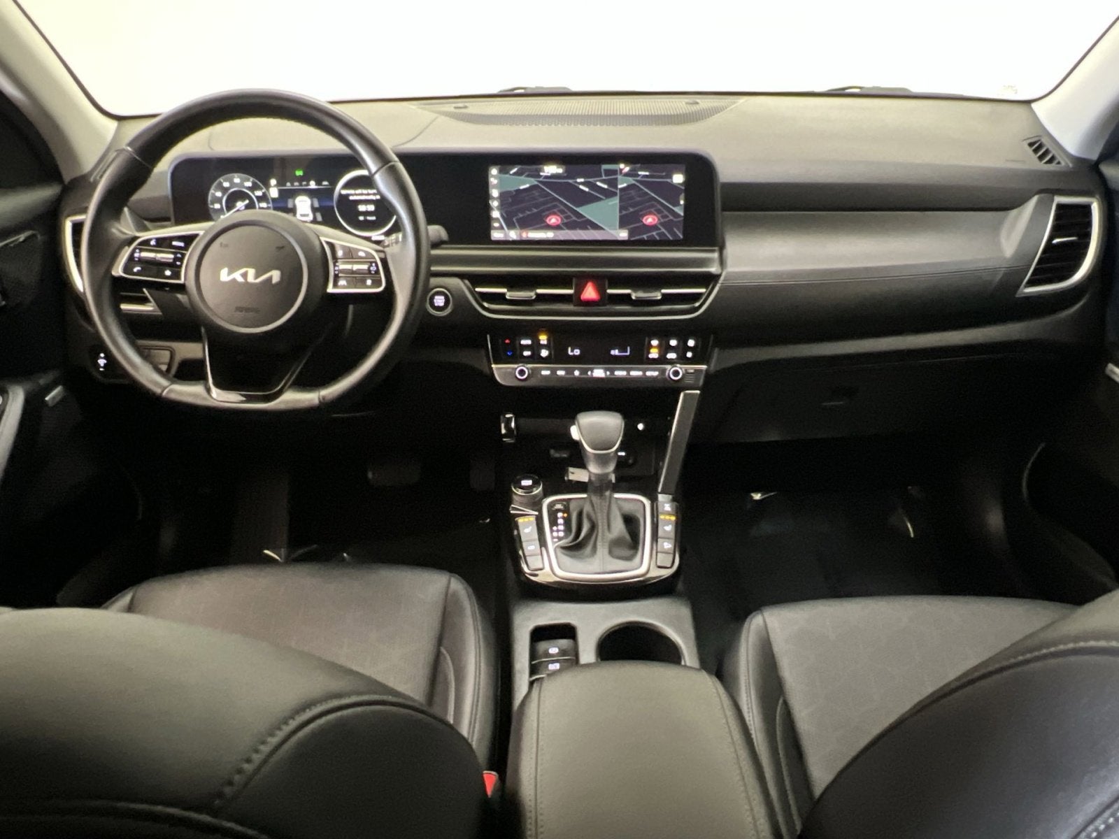 2024 Kia Seltos SX