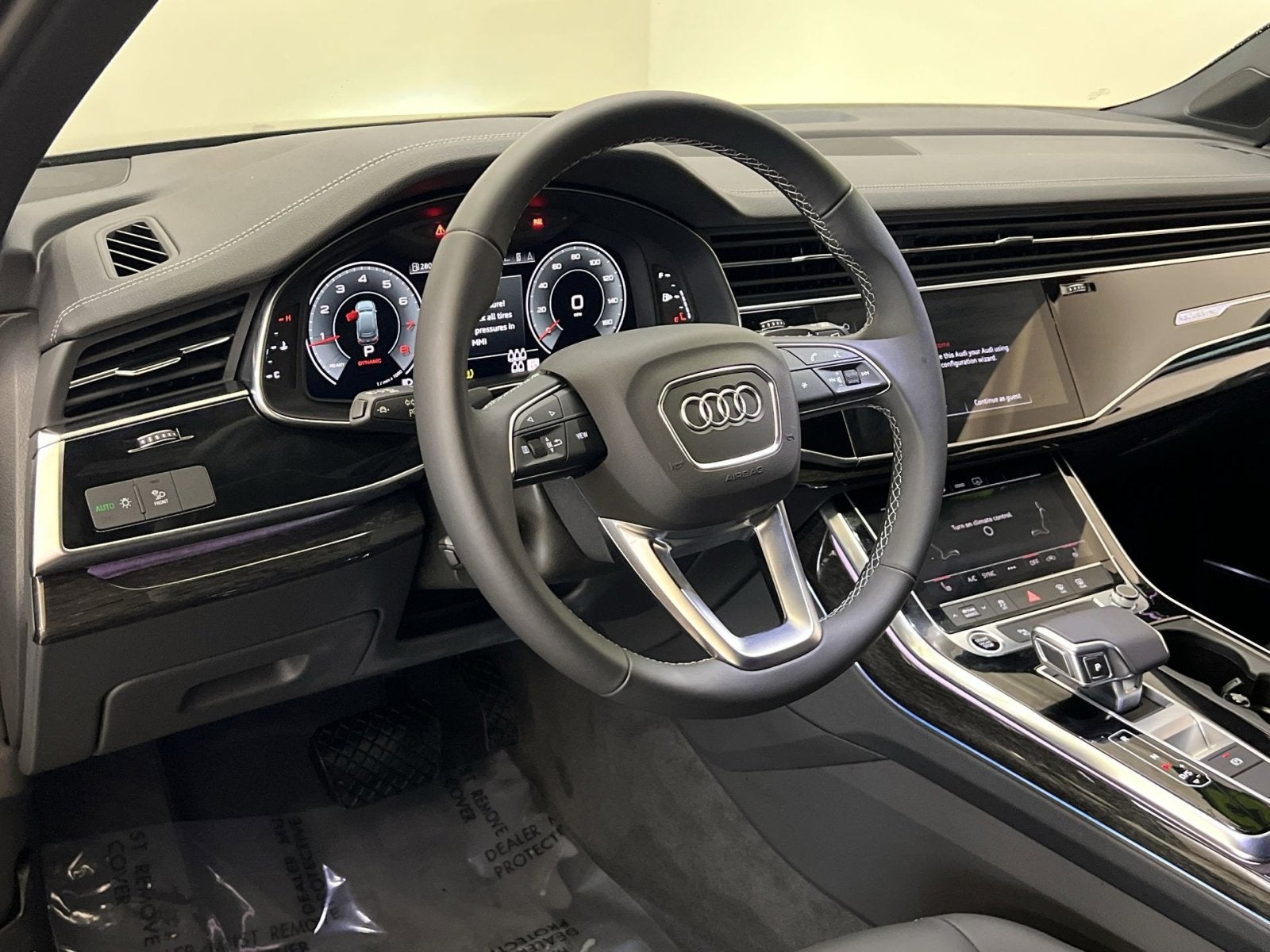 2025 Audi Q7 45 Premium