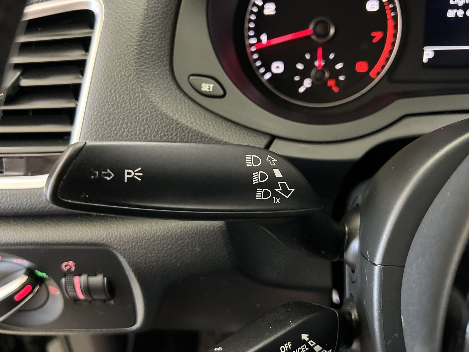 2018 Audi Q3 2.0T Premium