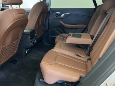 2020 Audi Q8 55 Premium Plus