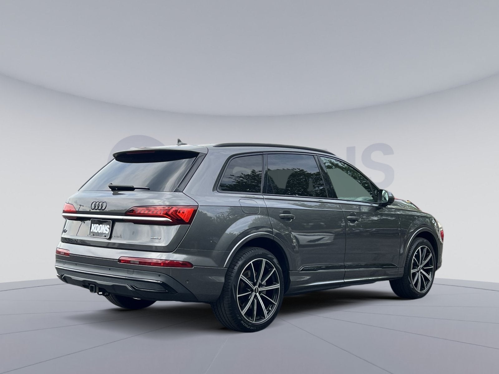 2021 Audi Q7 55 Premium Plus