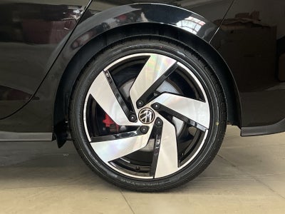 2024 Volkswagen Golf GTI 2.0T S