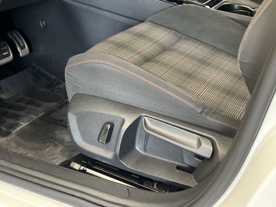 2024 Volkswagen Golf GTI 2.0T S
