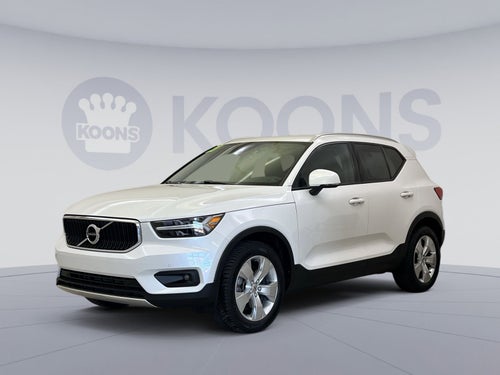 2021 Volvo XC40 Momentum