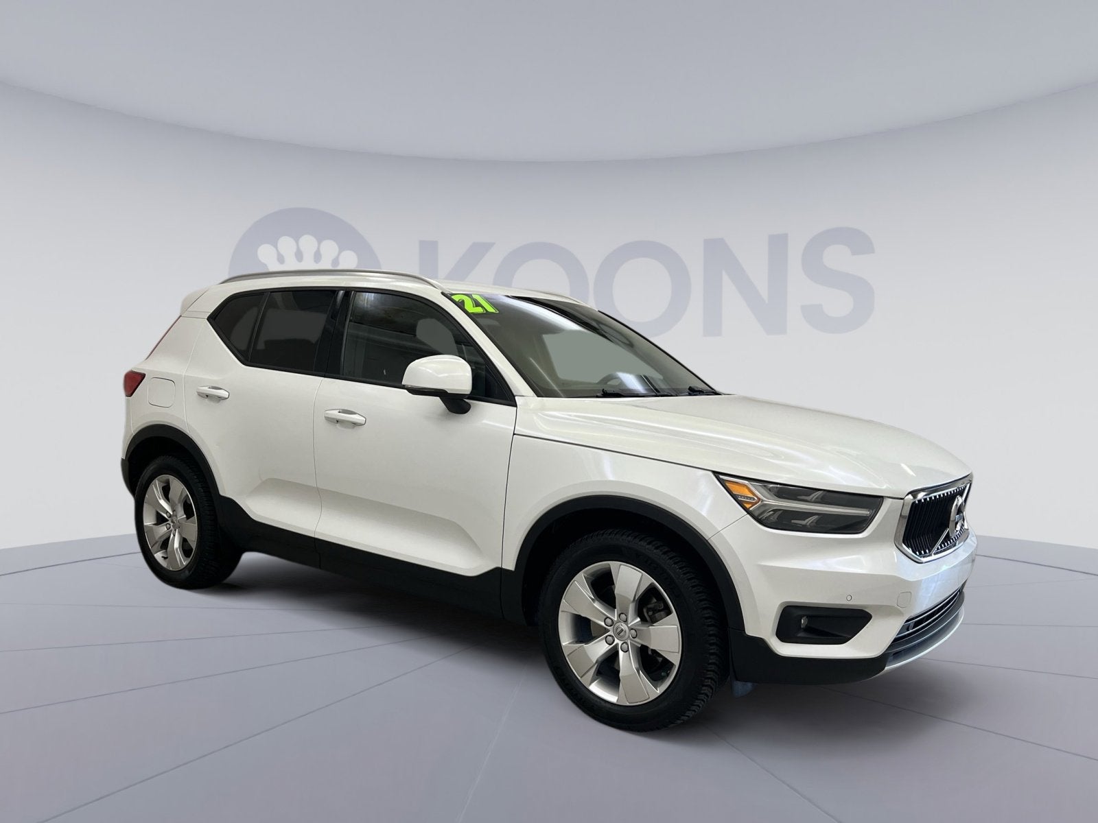 2021 Volvo XC40 Momentum
