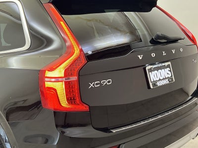 2017 Volvo XC90 T6 Momentum