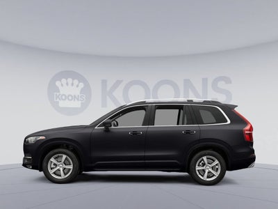 2017 Volvo XC90 T6 Momentum