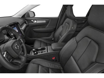 2023 Volvo XC40 B5 Plus Bright Theme