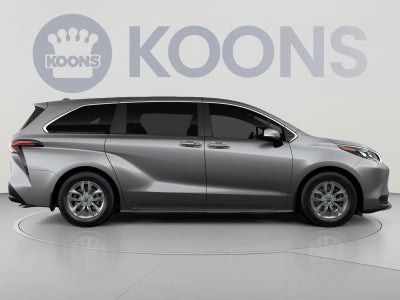 2026 Toyota Sienna LE