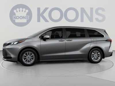 2026 Toyota Sienna LE