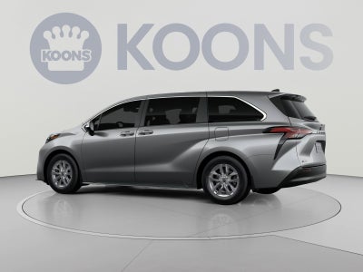 2026 Toyota Sienna LE