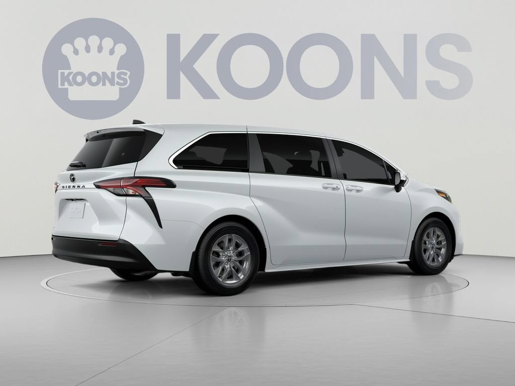 2026 Toyota Sienna LE